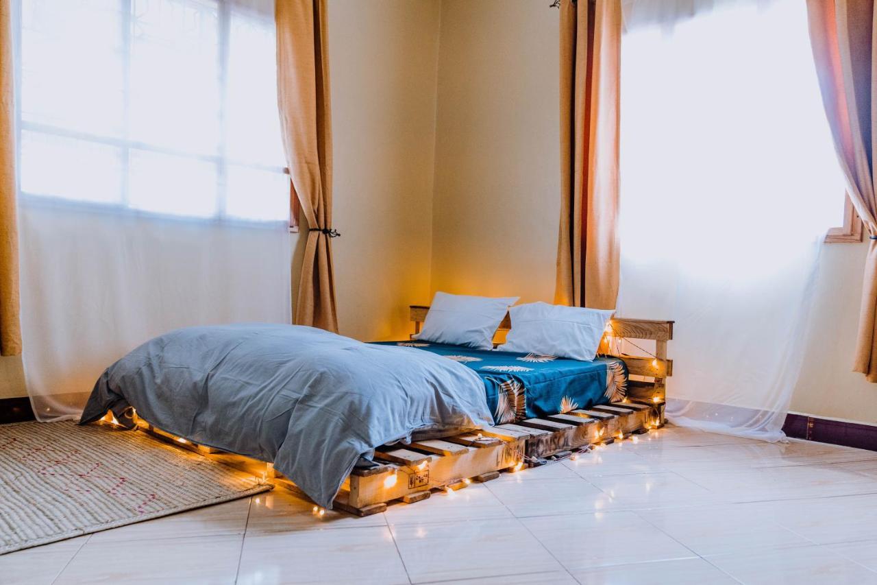 Mkoani Homestay Moshi Exteriör bild