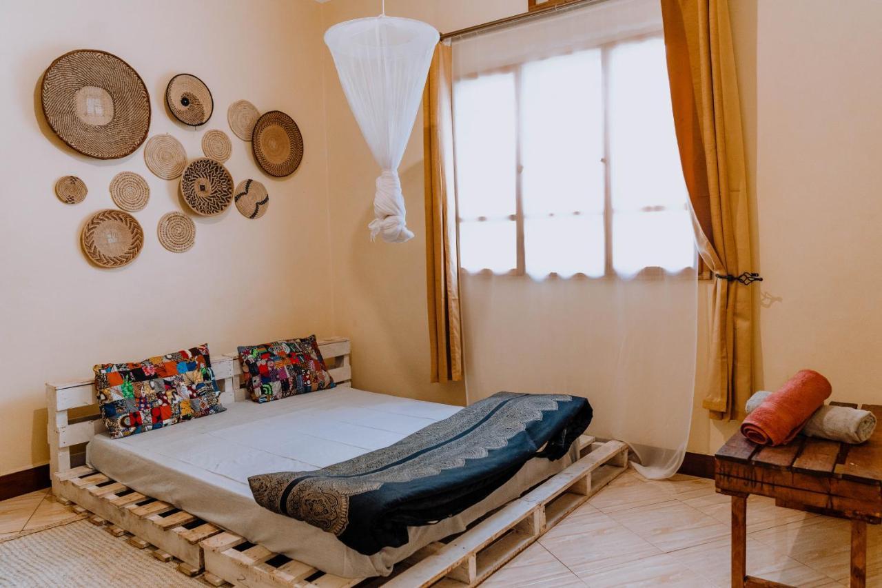 Mkoani Homestay Moshi Exteriör bild