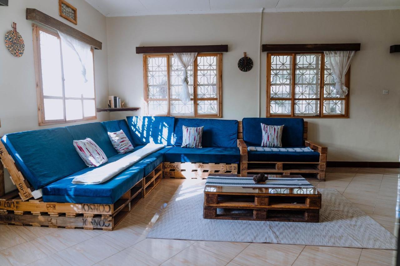 Mkoani Homestay Moshi Exteriör bild